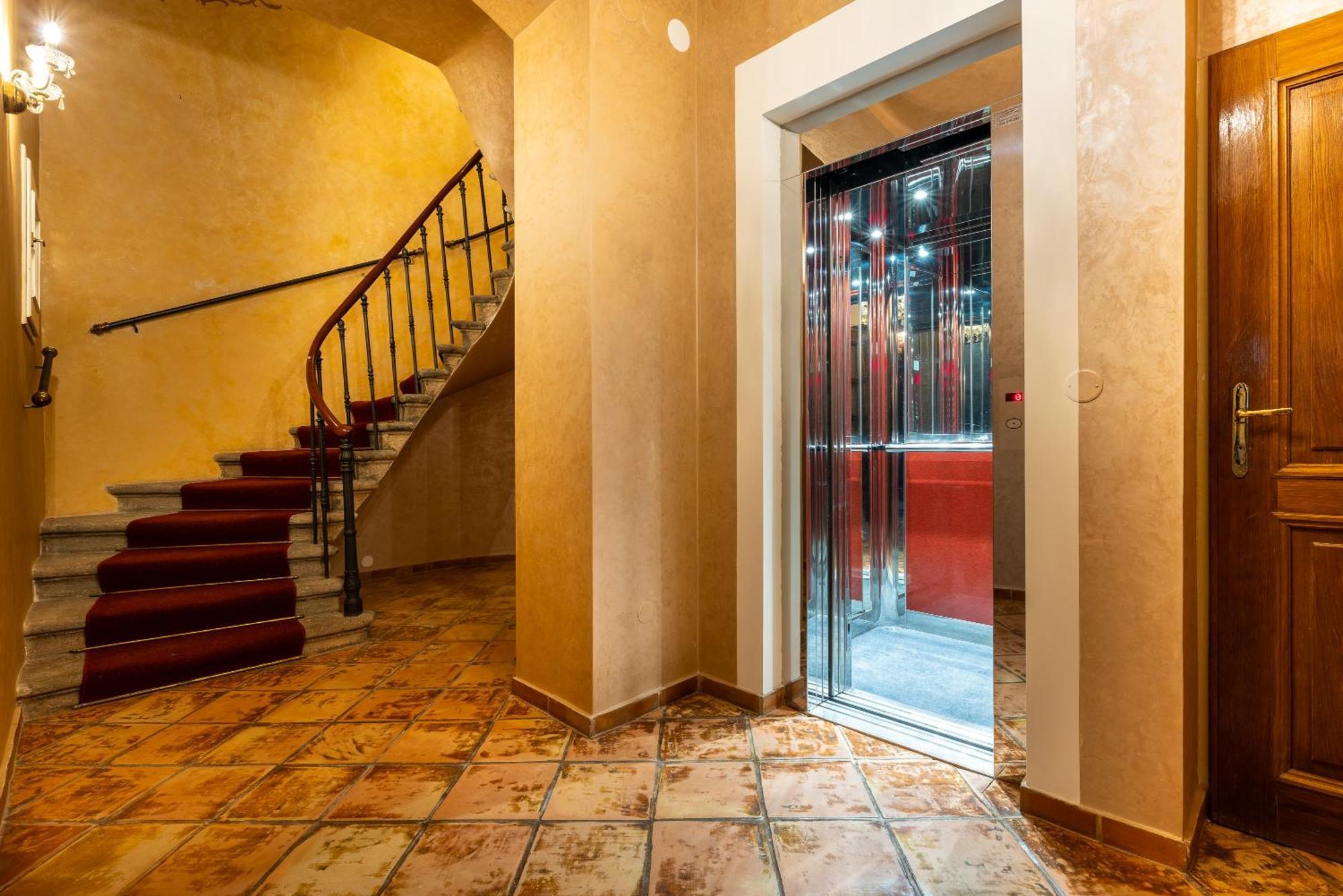 Hotel Nosticova Heritage *