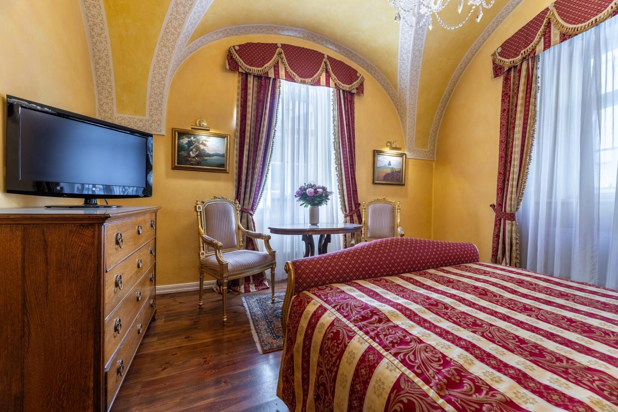 Nosticova Heritage